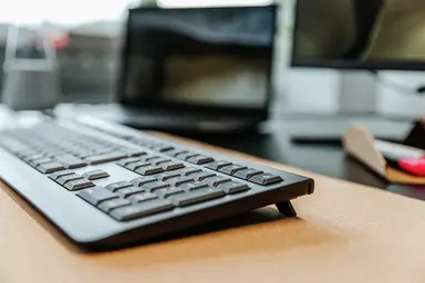 Cherry Americas Quiet Wireless Full-Size Keyboard, image 7