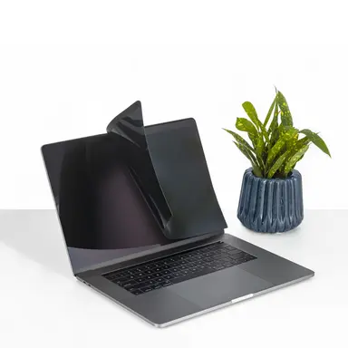 StarTech.com 13 Inch MacBook Pro/Air Laptop Privacy Screen Filter 16:10 for Security Outside, image 7