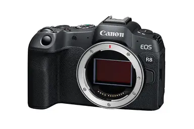 Canon Eos R8 - Effective Sensor Resolution: 24.2 - Cmos - F/4.5-6.3 - 24-50MM -