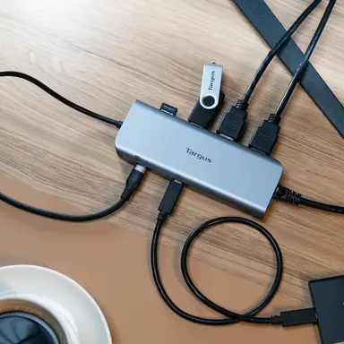 Targus USB-C Alt. Mode Dual HDMI 4K Mobile Dock with 140W Epr Pass-Thru Silver, image 6