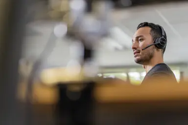 HP Poly Voyager 4310 USB-C Headset +BT700 Dongle, image 7