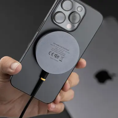 StarTech.com Snap Your Device into Place for Fast QI2.2 Charging up to 25W - 6.6 ft (2M) Teth, image 7